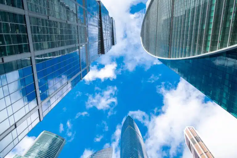 Buildings ascending to the cloud, a symbol of the future of single sign-on (SSO)